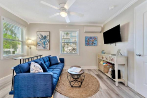Sea Gem One bed one bath charmer steps to beach